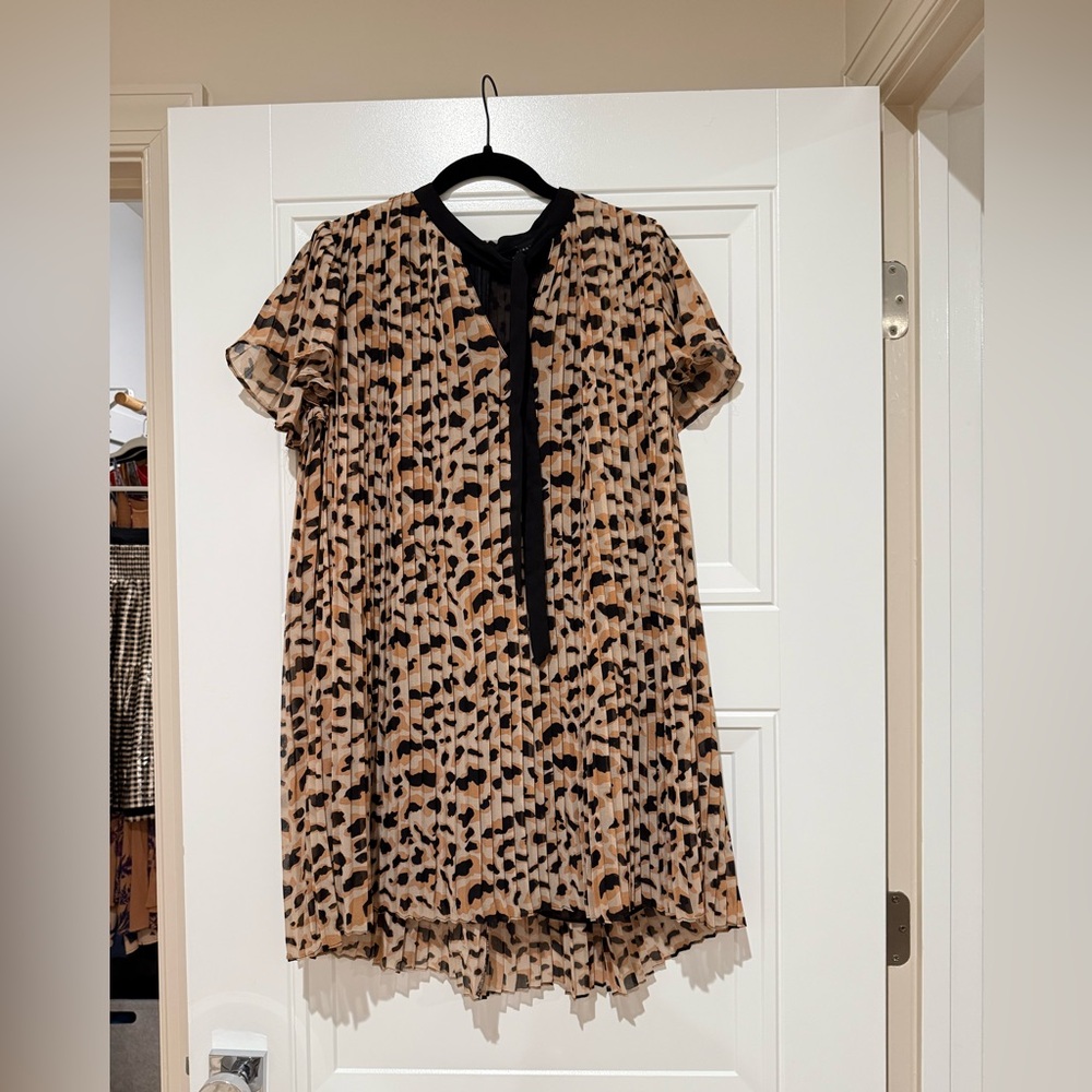 Zara pleated leopard dress - size M